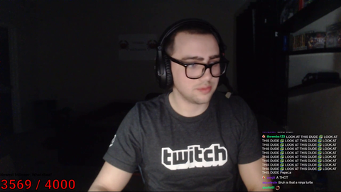 Mizkif imitates PinkSparkles.