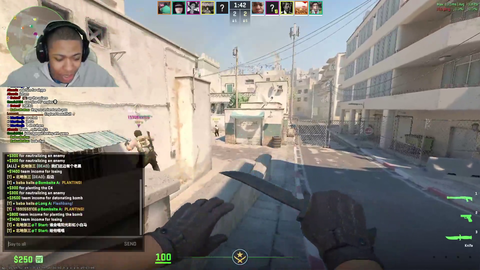 Streamer gets trolled by a random guy in CS2