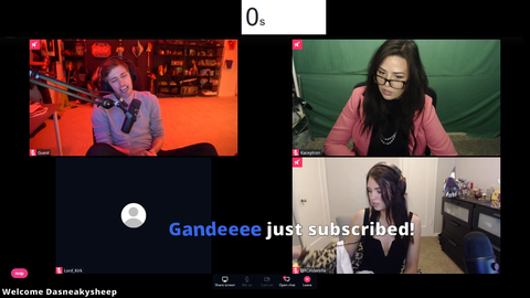 Sodapoppin asks KaceyTron to do pushups for him