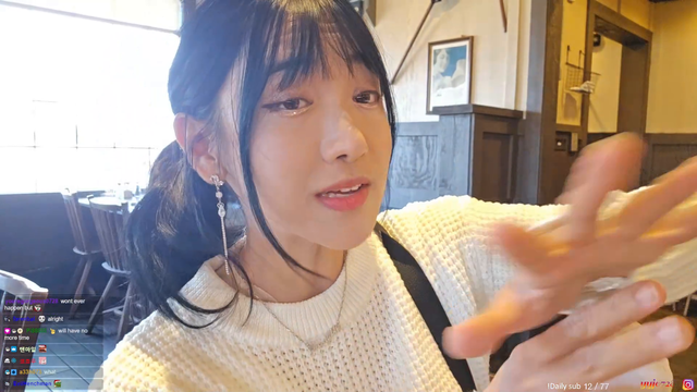 Jinny pitches stream idea to her friends
