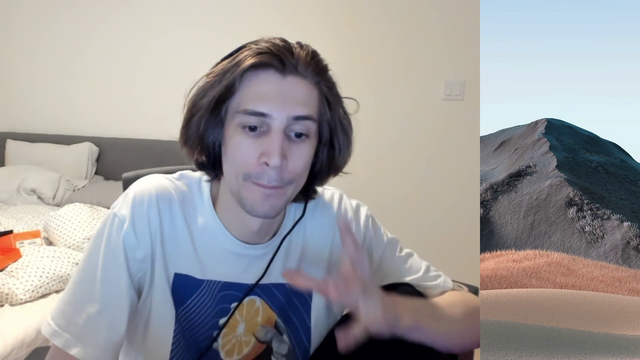 xQc went to Canada due to police raids