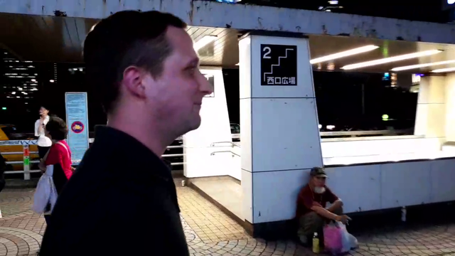 Reckful doesn't understand why Japanese girls won't talk to him