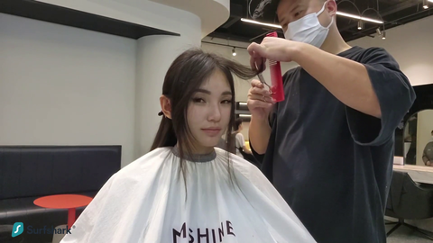 Guy at hair salon is stunned by streamer