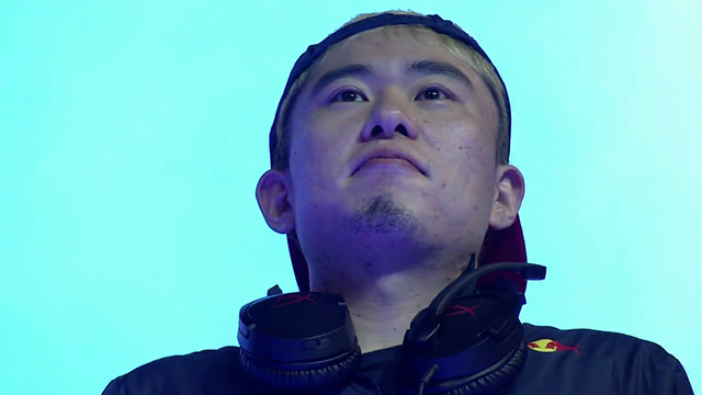 32 years old Street Fighter legend "Bonchan" wins EVO 2019