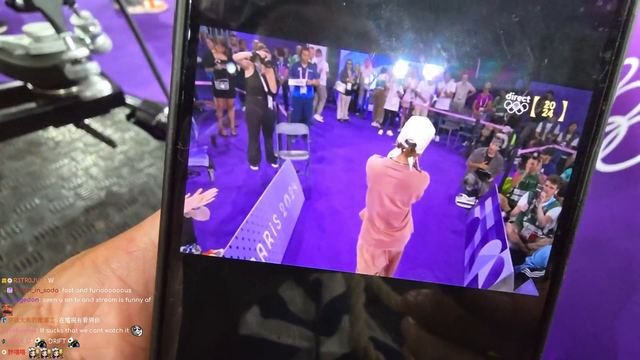 Joeykaotyk fistbumps olympic gold medalist Ami Yuasa