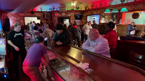 Bartender gets into it with customer after disagreement about a pour