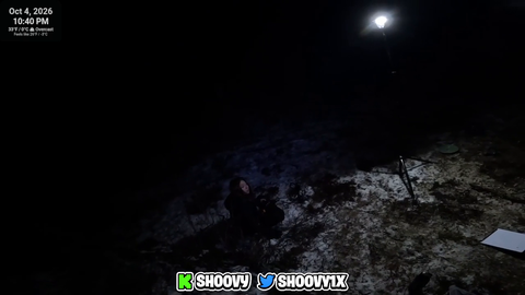 JollyIRL loses it and attacks her boyfriend Shoovy 5 hours into their Alaskan survival stream
