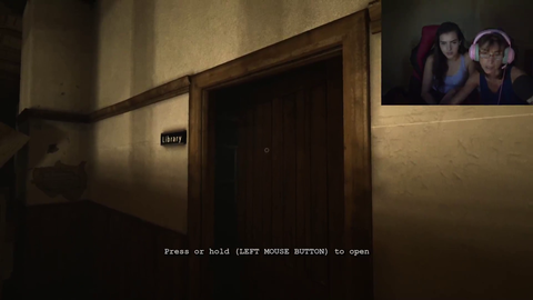 Alex Botez's mother plays Outlast; is completely unphased