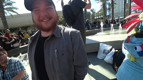 A Jewish Man gives away a free ticket to a fan