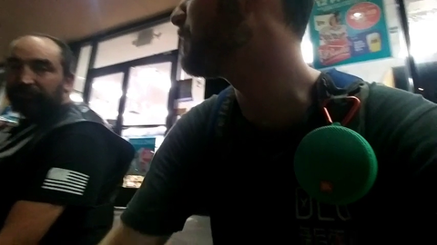 Streamer encourages stranger to chase his dreams