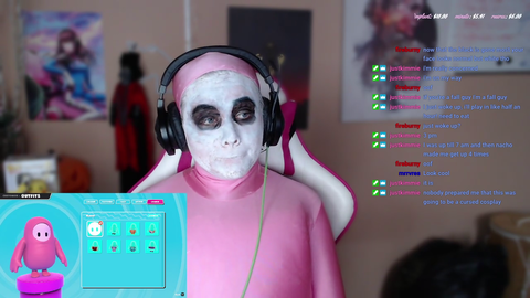 Streamer cosplays as a fall guy but it ends up being a cursed cosplay