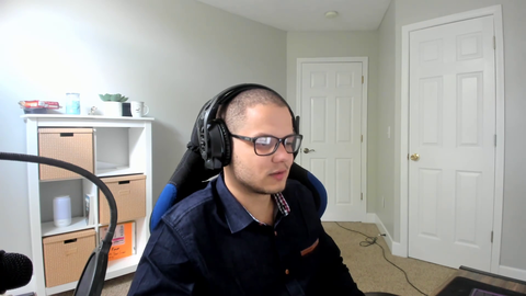 Erobb gets called by his real name by one of the chess.com producers