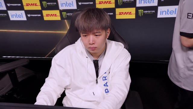 Dota 2 Pro lives up to his lore
