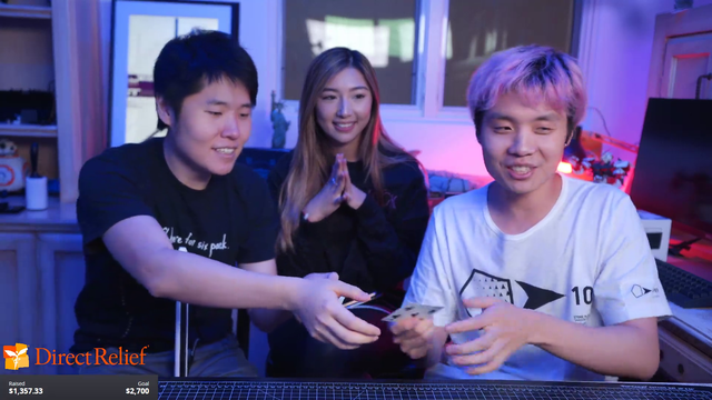 DisguisedToast does a Magic Trick.