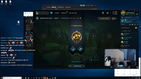 Whenever I'm feeling stressed out and just need to relax, it's always a pleasure to tune into Destiny's stream