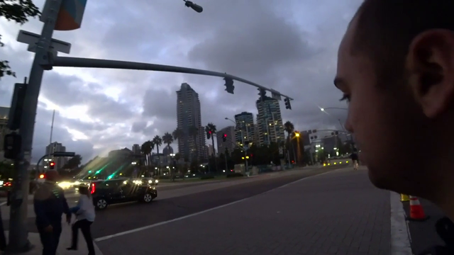 Mizkif meets Ewokk randomly on the street