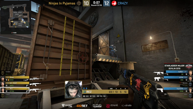 CR4ZY 1v3 Deagle Clutch at CSGO Major