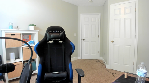 Erobb221 announces he is a father