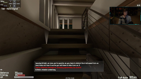xqcN