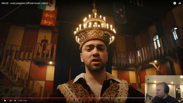 Quin can't figure out why bbno$ edited out Asmongold face out of his new video but didn't do it to Mizkif