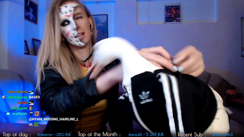 Russian streamer does striptease with fullcam