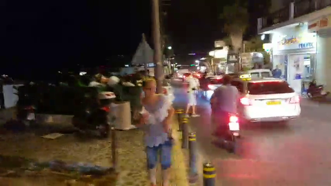 Reckful gets ignored by taxi driver