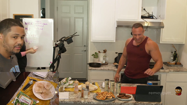 Nick tells Malena she should go on a diet.