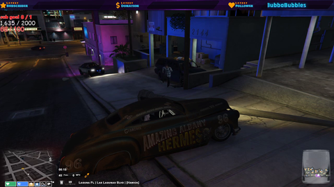 GTA roleplayer caught cheating by streaming himself using a crosshair program