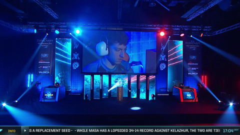 Starcraft might be dead but love is still alive and well