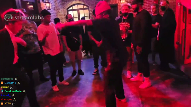 Joeykaotyk busting moves!