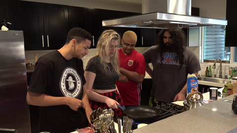 Myth, Qt, Esfand & Nick having fun with frying cum