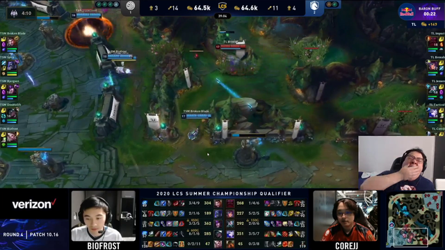 Scarra shows Dota isn't the only exciting game in town